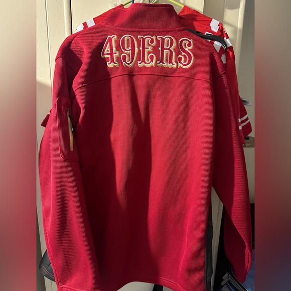 49ers brand new sweater. Never used. - Picture 4 of 4